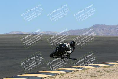 media/May-14-2022-SoCal Trackdays (Sat) [[7b6169074d]]/Bowl (1120am)/